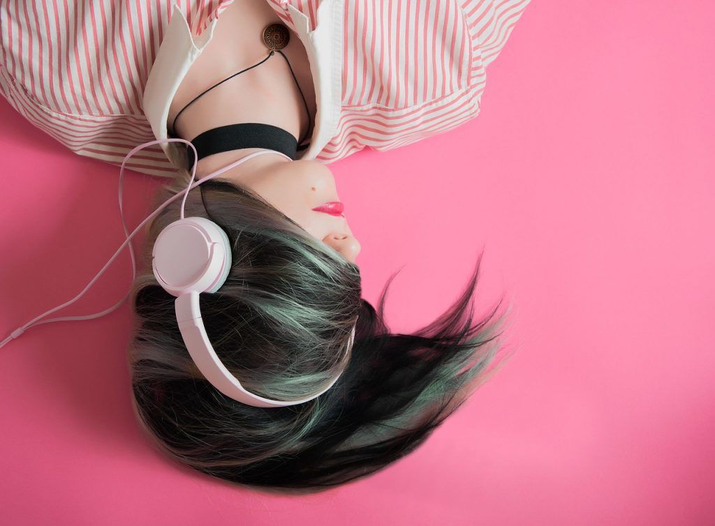Música EN 8D ES